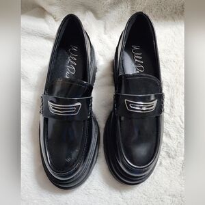 Wild Pair Black Platform Loafers Size 8